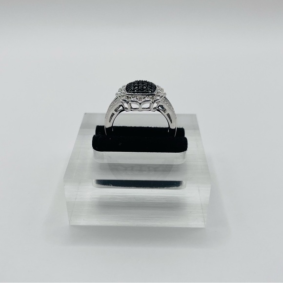 Rhodium Plated Black Ring - Picture 4 of 6